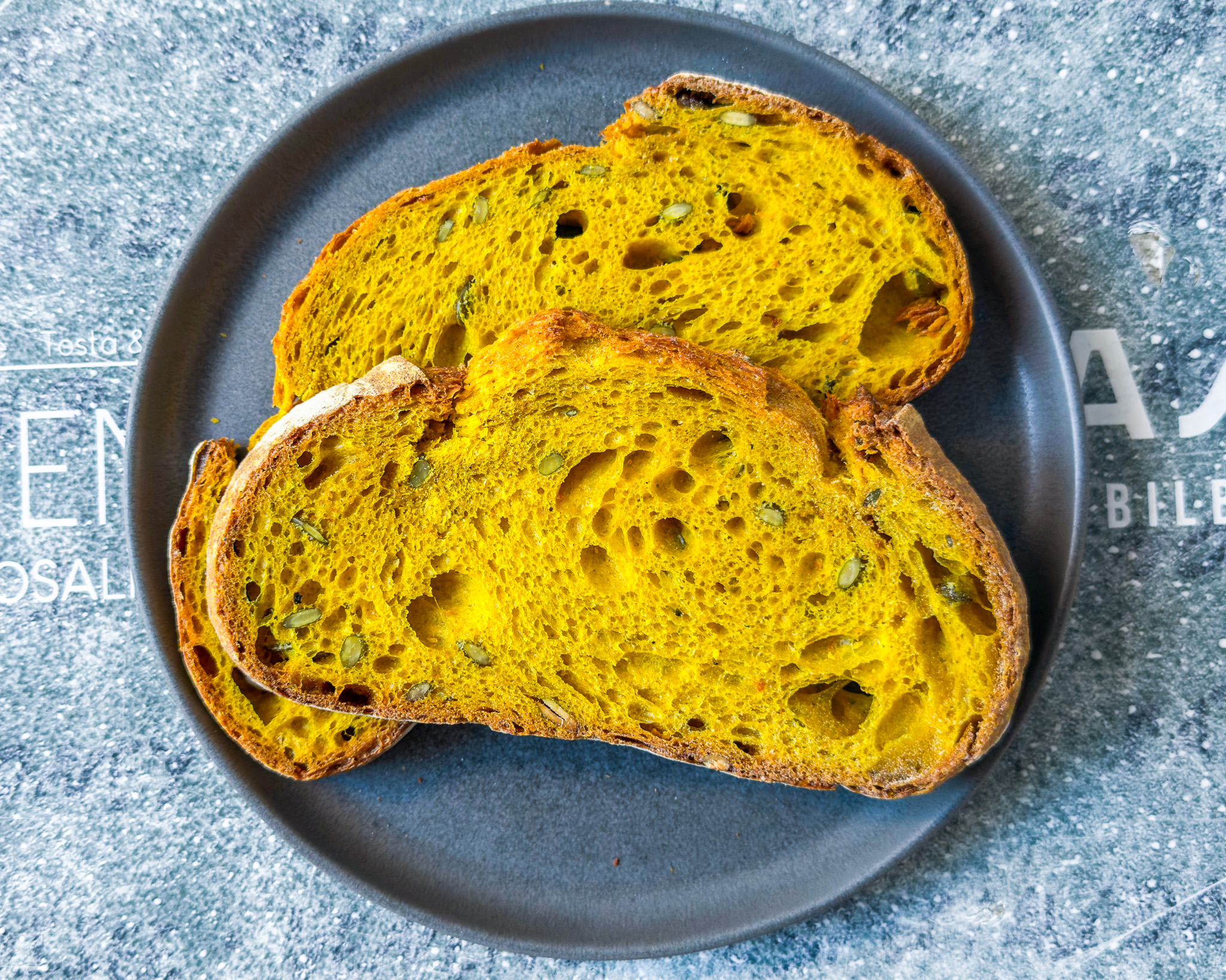 Pan Cúrcuma